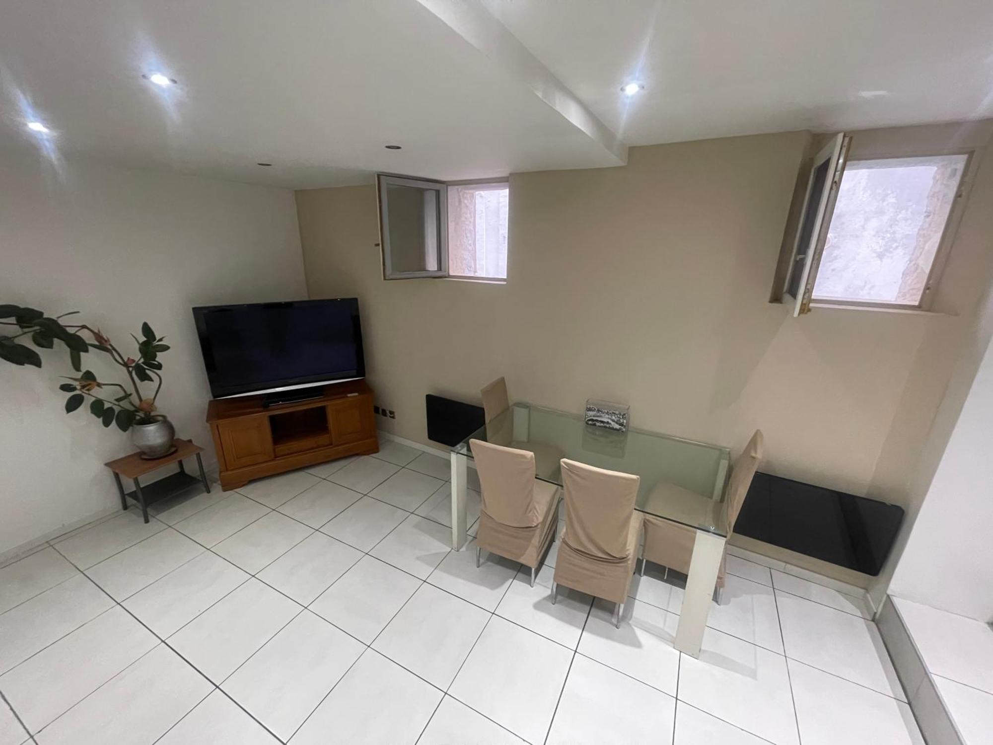Tres Bel Appartement Pres De Montpellier ฌีญัค ภายนอก รูปภาพ