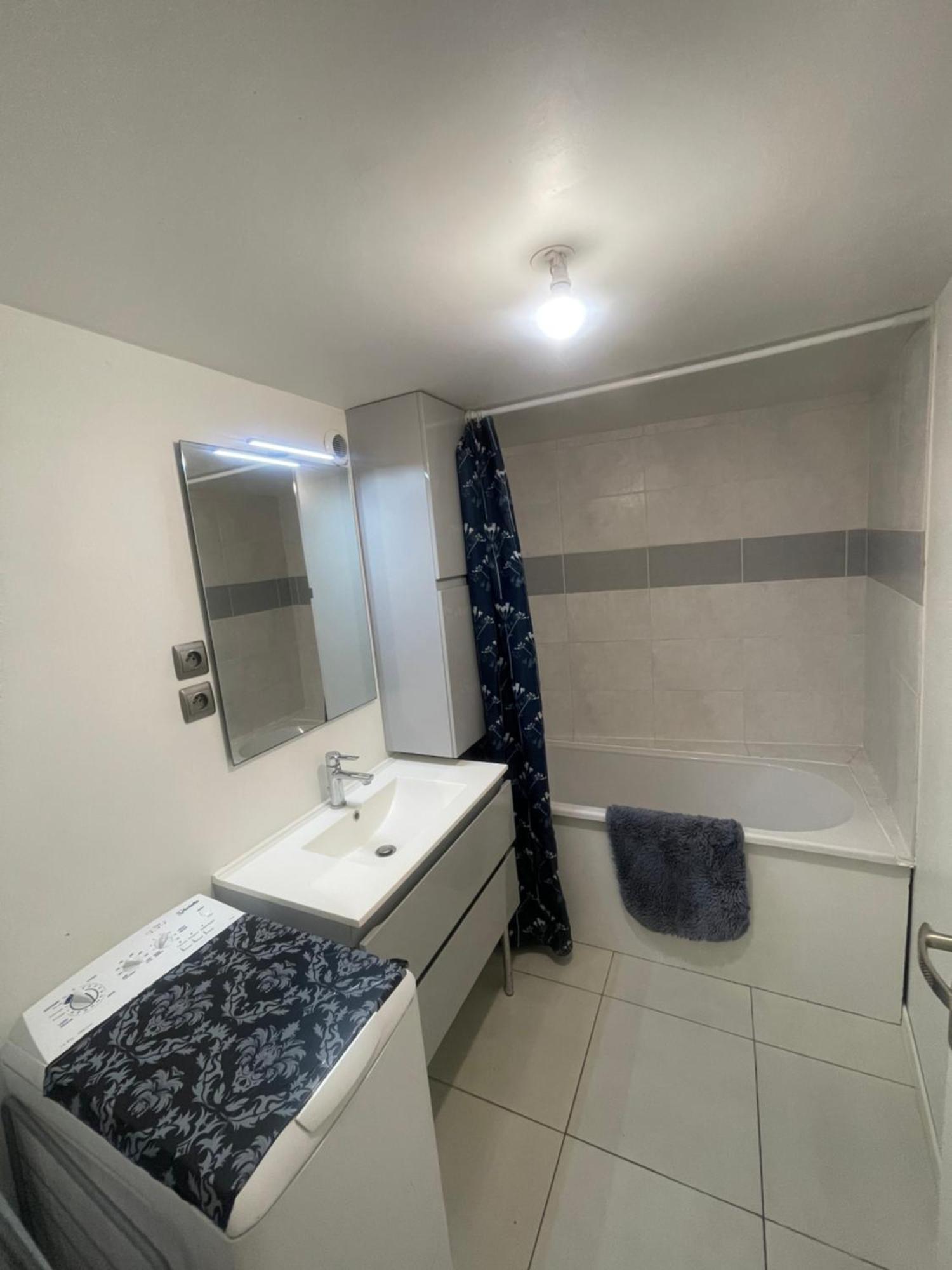 Tres Bel Appartement Pres De Montpellier ฌีญัค ภายนอก รูปภาพ
